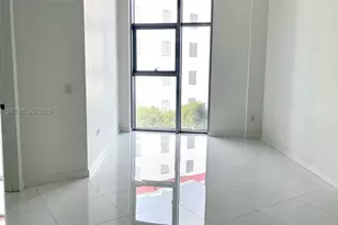 851 NE 1st, Miami, FL 33132 - Photo 20