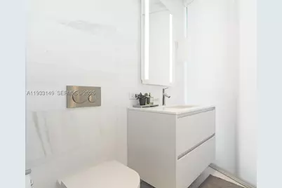 300 Biscayne Blvd #1901, Miami, FL 33131 - Photo 56