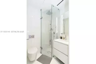 300 Biscayne Blvd, Miami, FL 33131 - Photo 46