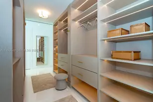 300 Biscayne Blvd, Miami, FL 33131 - Photo 30