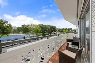 8040 Tatum Waterway, Miami Beach, FL 33141 - Photo 26