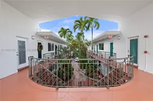 8040 Tatum Waterway, Miami Beach, FL 33141 - Photo 4