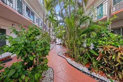 8040 Tatum Waterway #11, Miami Beach, FL 33141 - Photo 6