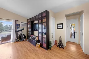 8040 Tatum Waterway, Miami Beach, FL 33141 - Photo 20