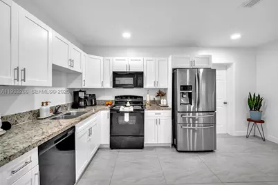 14140 NE 10th, North Miami, FL 33161 - Photo 6
