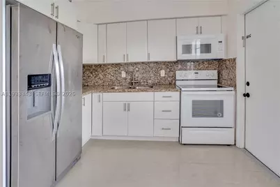 7401 Pines #221, Pembroke Pines, FL 33024 - Photo 8