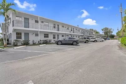 7401 Pines #221, Pembroke Pines, FL 33024 - Photo 2