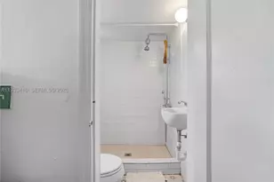 9210 NW 4th, Miami, FL 33150 - Photo 18