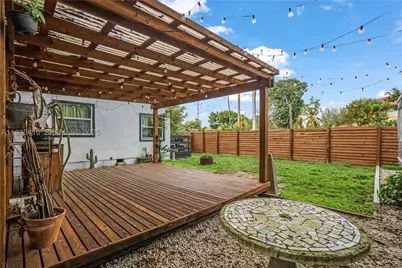 9210 NW 4th, Miami, FL 33150 - Photo 6