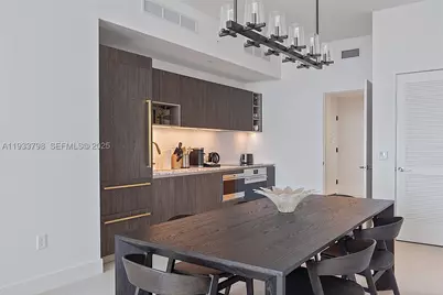 159 NE 6th #5015, Miami, FL 33132 - Photo 12