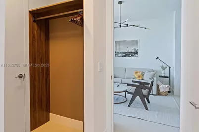 159 NE 6th #5015, Miami, FL 33132 - Photo 24