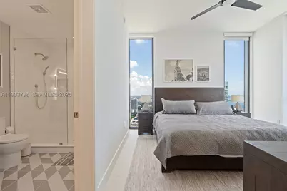 159 NE 6th #5015, Miami, FL 33132 - Photo 18