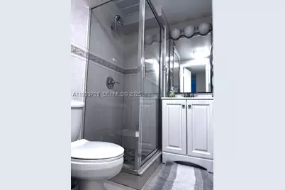 2301 Collins #1025, Miami Beach, FL 33139 - Photo 12