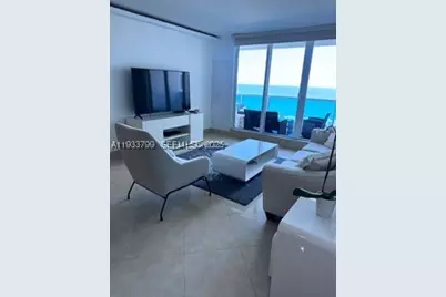 2301 Collins #1025, Miami Beach, FL 33139 - Photo 4