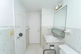 2855 Leonard, Aventura, FL 33160 - Photo 14