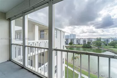 2855 Leonard #H607, Aventura, FL 33160 - Photo 16