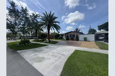 9300 SW 192nd, Cutler Bay, FL 33157 - Photo 2