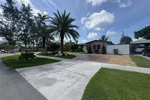 9300 SW 192nd, Cutler Bay, FL 33157 - Photo 2
