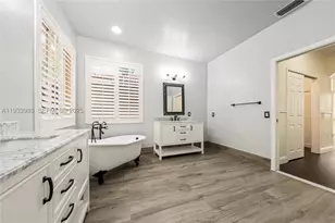 2893 Oakbrook, Weston, FL 33332 - Photo 16