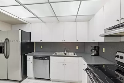 4350 Hillcrest #702, Hollywood, FL 33021 - Photo 10