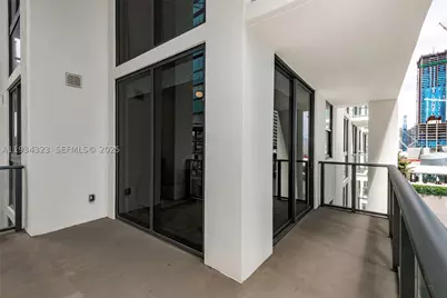 11 NE 6 #1407, Miami, FL 33132 - Photo 42
