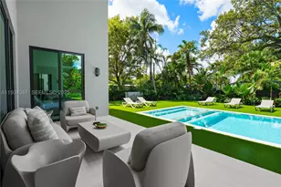 19900 NE 21st, Miami, FL 33179 - Photo 18