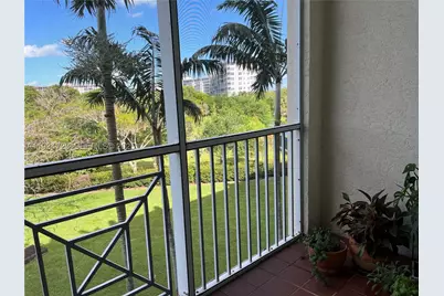 3500 Oaks Clubhouse #308, Pompano Beach, FL 33069 - Photo 4
