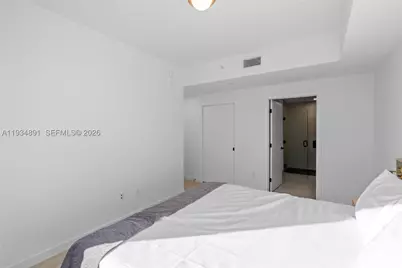 225 N Miami #1405, Miami, FL 33132 - Photo 26