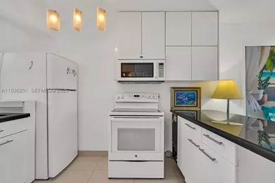 798 Crandon #16-C, Key Biscayne, FL 33149 - Photo 8