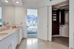 3370 Hidden Bay, Aventura, FL 33180 - Photo 30