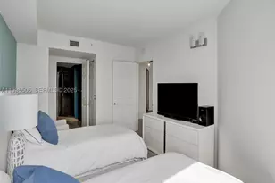 3370 Hidden Bay, Aventura, FL 33180 - Photo 38