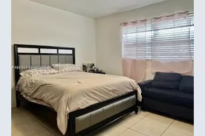 12890 NE 8th #102, North Miami, FL 33161 - Photo 2