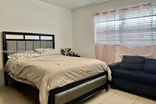 12890 NE 8th, North Miami, FL 33161 - Photo 2