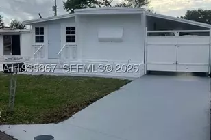 1911 SW 87th, Davie, FL 33324 - Photo 1