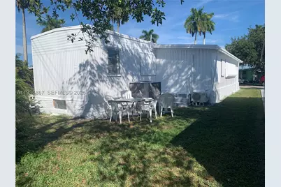 1911 SW 87th, Davie, FL 33324 - Photo 24