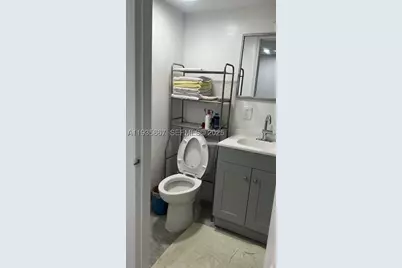 1911 SW 87th, Davie, FL 33324 - Photo 4