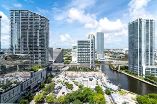 68 SE 6th, Miami, FL 33131 - Photo 4