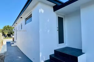 542 E 20th, Hialeah, FL 33013 - Photo 16