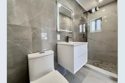 542 E 20th, Hialeah, FL 33013 - Photo 36