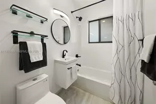 7517 Cutlass, North Bay Village, FL 33141 - Photo 28
