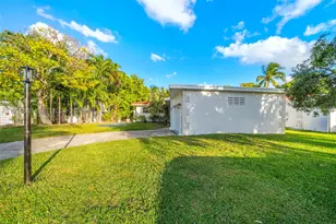 7517 Cutlass, North Bay Village, FL 33141 - Photo 40