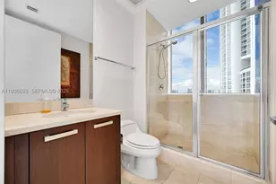 18101 Collins, Sunny Isles Beach, FL 33160 - Photo 8