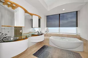 18101 Collins, Sunny Isles Beach, FL 33160 - Photo 22