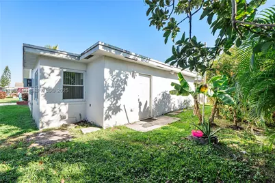 5010 NW 51st, Tamarac, FL 33319 - Photo 28