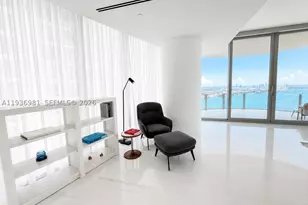 300 Biscayne Blvd, Miami, FL 33130 - Photo 6
