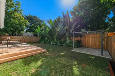 254 NW 43rd, Miami, FL 33127 - Photo 20