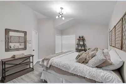 10831 NW 3rd, Pembroke Pines, FL 33026 - Photo 14