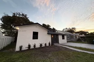 854 NW 76th, Miami, FL 33150 - Photo 2
