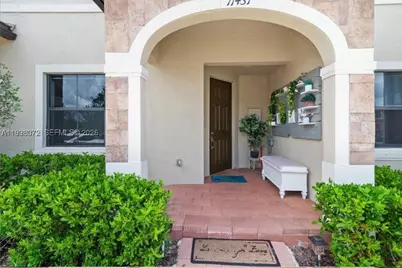 11431 W 32nd, Hialeah, FL 33018 - Photo 2