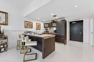 200 Biscayne Blvd, Miami, FL 33131 - Photo 4